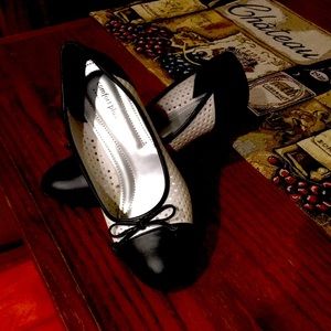 New shoes never worn